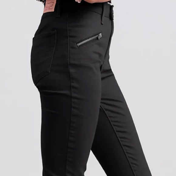 Must Go‼️ NWOT Womens High Rise Moto Levi’s 721 Jeans. Read Description 👇 - Picture 3 of 3